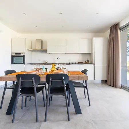 The Cube - Modern In Salento Villa