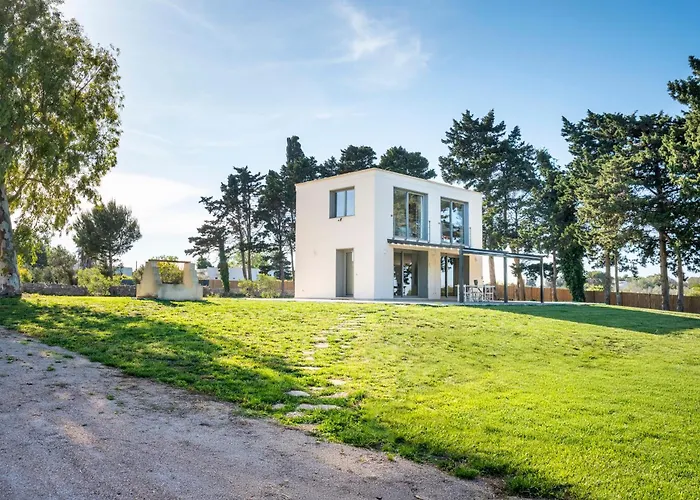 The Cube - Modern In Salento Roca