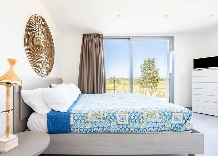 The Cube - Modern In Salento Roca